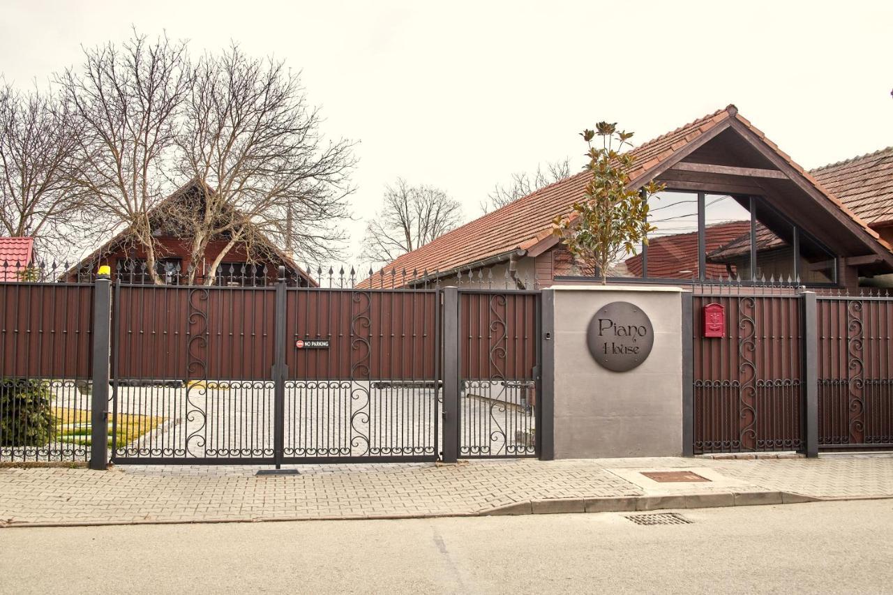 Ferienhaus Tango La Casa Piano House ,cu Parcare Alba Iulia